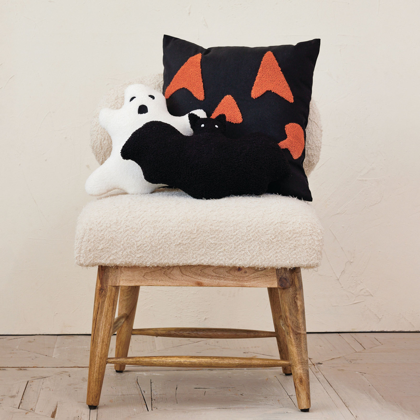 Square Cotton Pillow With Jack-O-Lantern Embroidery
