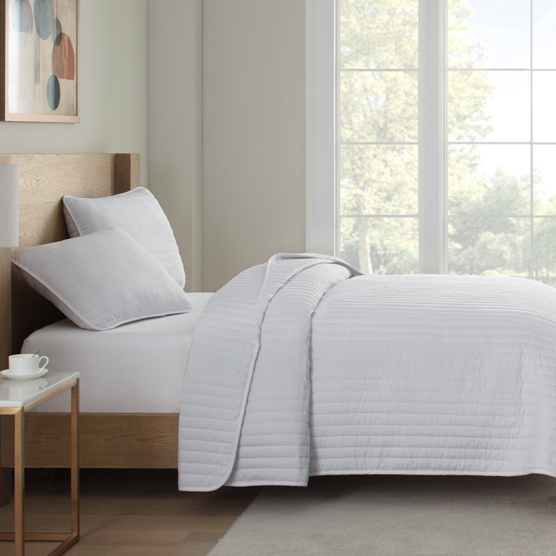 Host & Home Soft Brushed Lightweight Microfiber Quilt Set, White, King Quilt + 2 Shams
