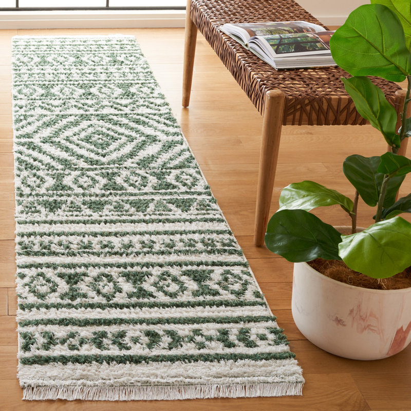 Brander Performance Geometric Rug, Runner 2' x 9'