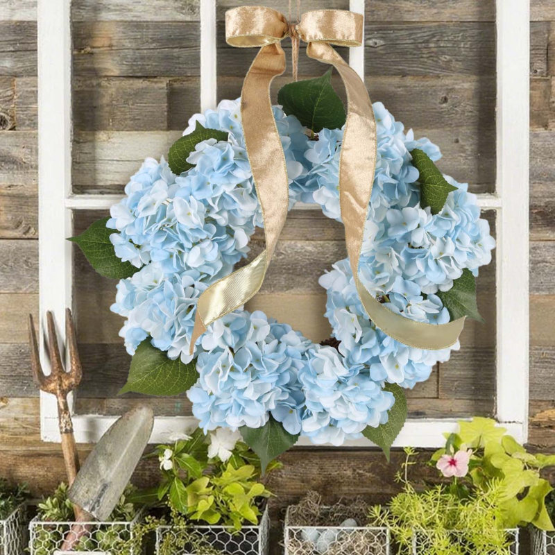 Silk and Plastic 40 cm Artificial Wreath