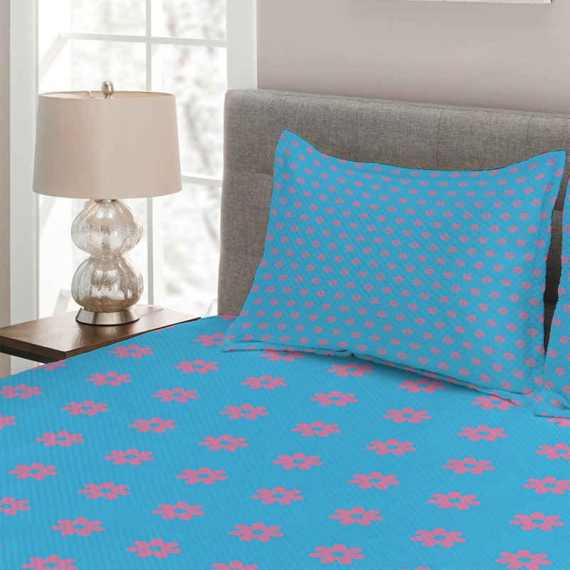 Farmhouse / Country Polyester Floral Coverlet, King Bedspread + 2 Shams