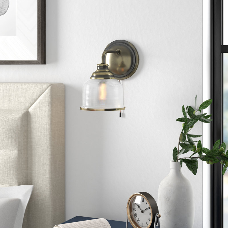 Asner Armed Sconce, Antique Brass