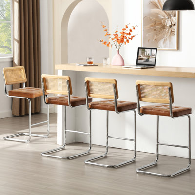 Tabouret de comptoir rembourré en cuir capitonné de style Mid-Century moderne en rotin de 25,6 po avec structure en acier chromé