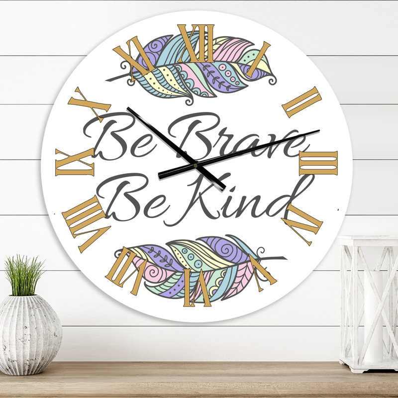 Horloge murale moderne Be Brave Be Kind Tribal Feathers II, Petit