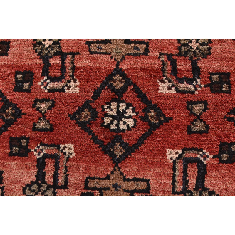 Tapis unique rouge de 3 pi 6 po x 9 pi 7 po