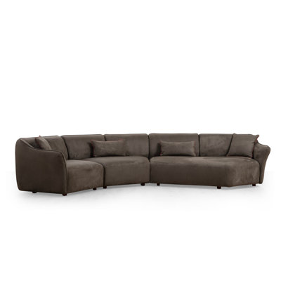 Canapé d'angle Nathanel, tissu brun, 141,7 po x 42,5 po x 31,1 po | Structure en bois de hêtre et en bois aggloméré durable | Coussin de dossier en mousse souple à 28 po, 100% polyester nettoyable à sec | Pieds carrés en noyer, parfaits pour les salons modernes