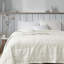 Couverture surdimensionnée en duvet surdimensionné avec garniture satinée ivoire double / grand-119424622-119424623