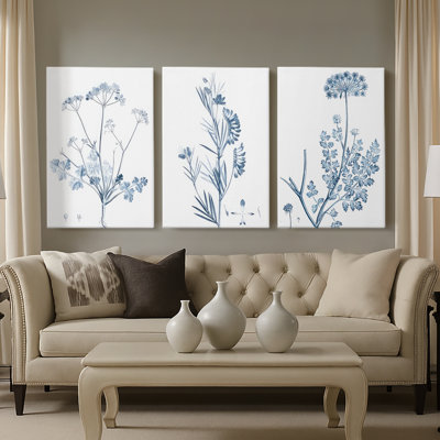 Antique Botanical in Blue IV - Toile tendue avec châssis sur mesure - 3 pièces