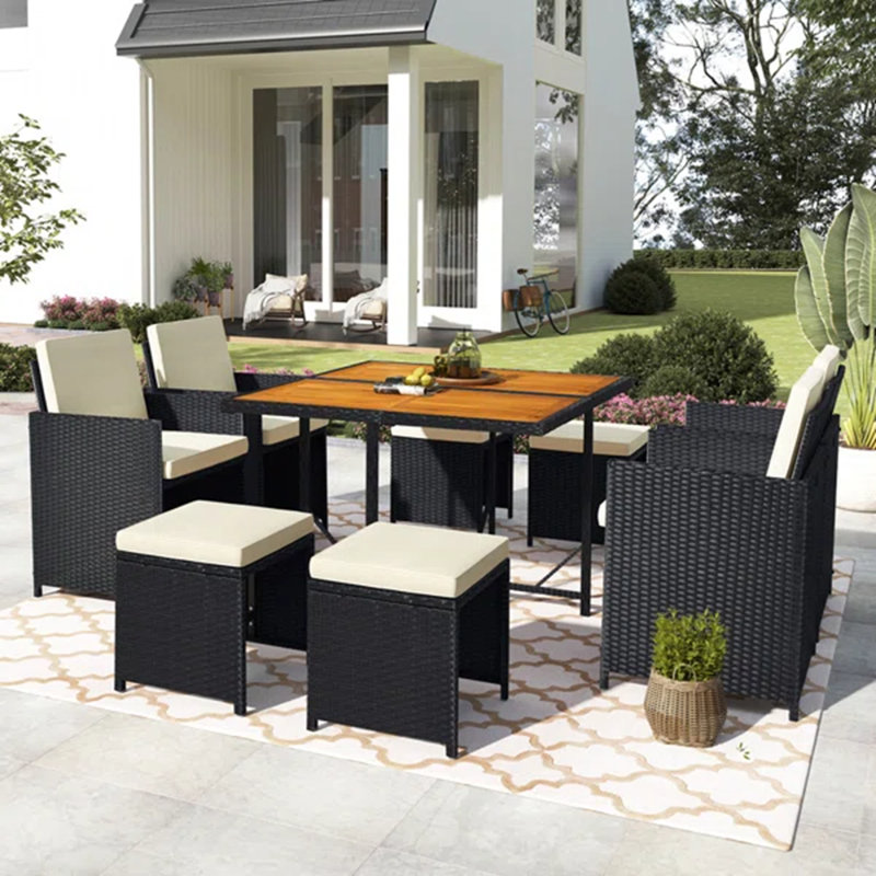 Ensemble repas extérieur pour 8 personnes avec coussins 8 personnes