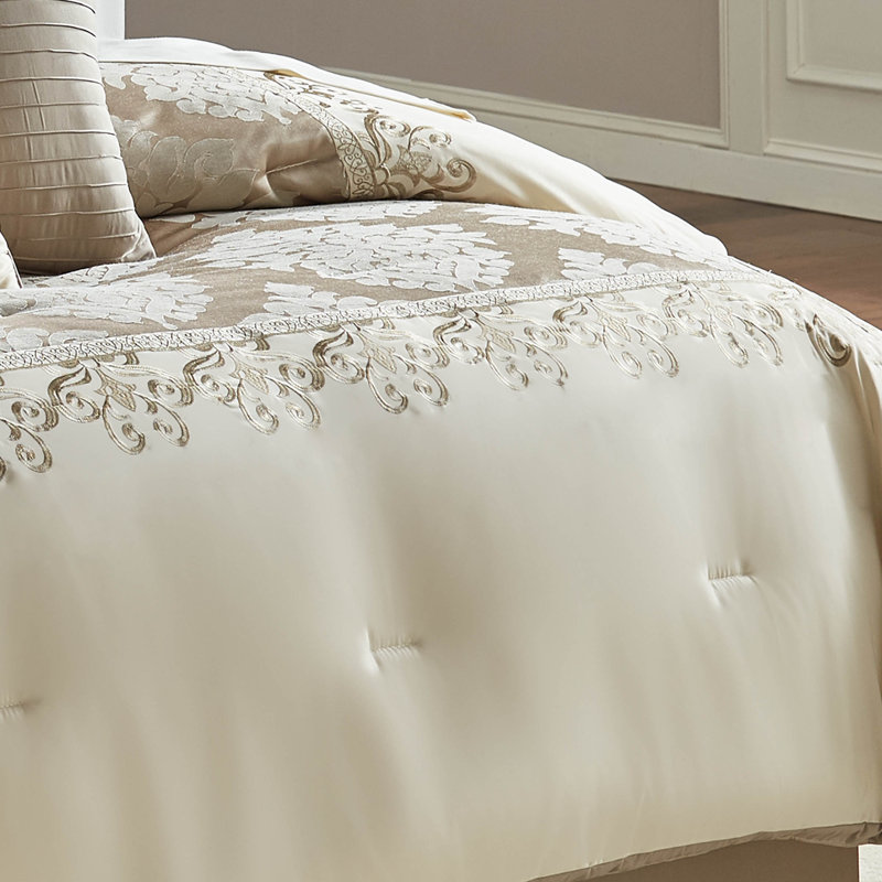 Hillcrest 9 Pc Comforter Set, Queen Comforter + 8 Additional Pieces