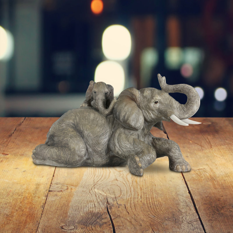 Figurine éléphant avec louveteau 8,50 "