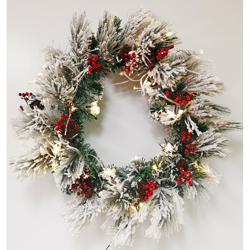 Snowpine Fiber Wreath/ T60