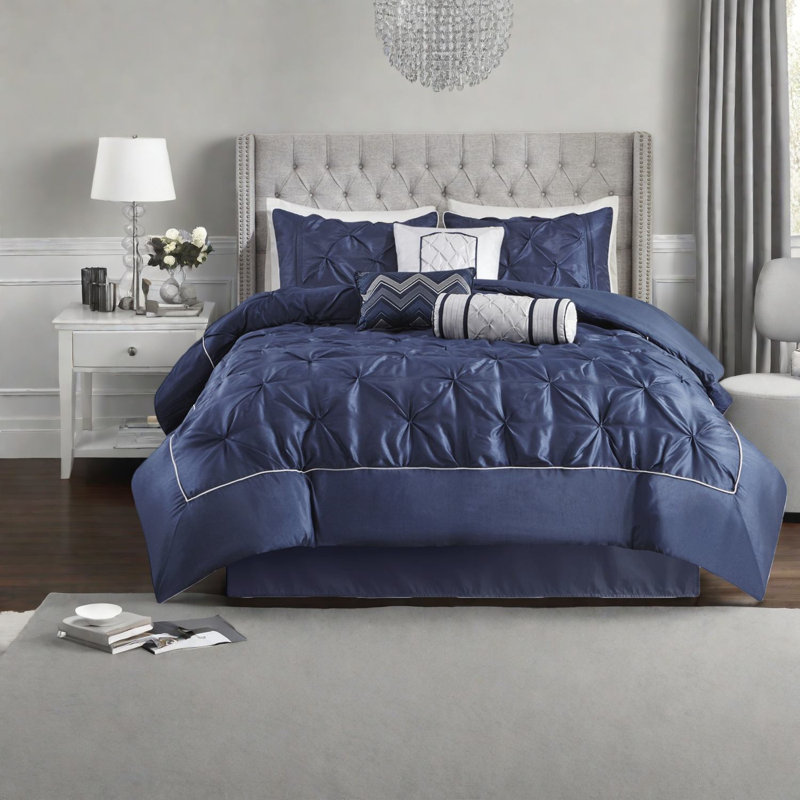 Elegant 7-piece Navy Bedding Sets, Polyester Tufted Design, Cal King Size