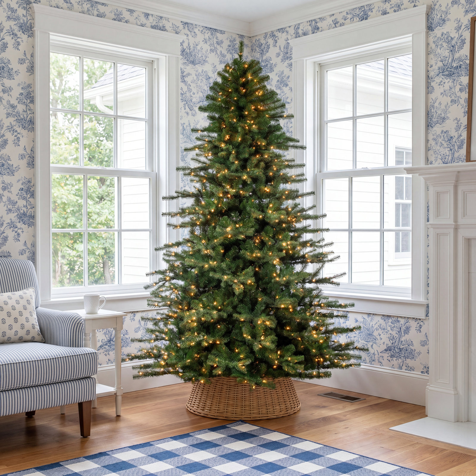 9' Pre-Lit Fir Christmas Tree, 7.5'