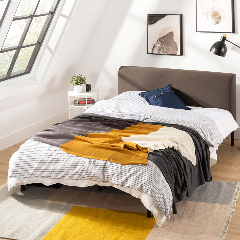 Lit plateforme tapissier Bree, Espresso brun, Grand