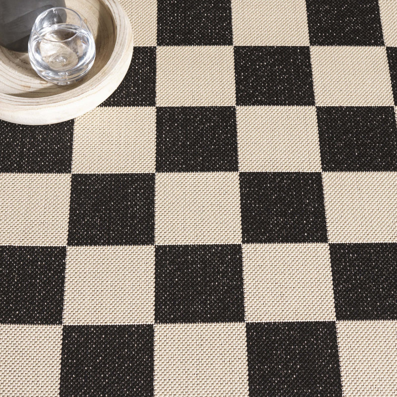 Monda Performance Geometric Indoor/Outdoor Area Rug, Rectangle 2'7" x 5'