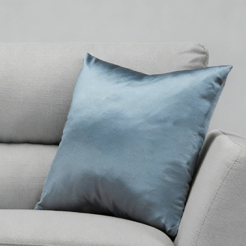 Élégants coussins carrés bleus 18 x 18, insert hypoallergénique en polyester inclus pour le salon, Bleu
