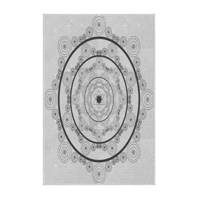 Tapis noir/gris tissé à la machine