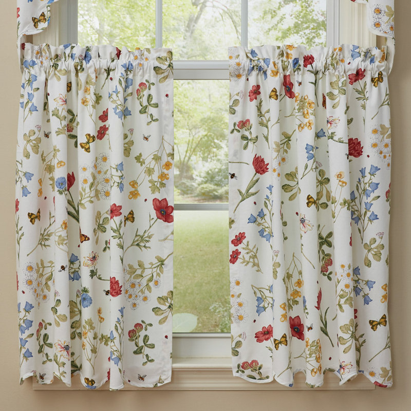  Étages festonnés de fleurs sauvages - L 24 po, L 72 po x L 36 po