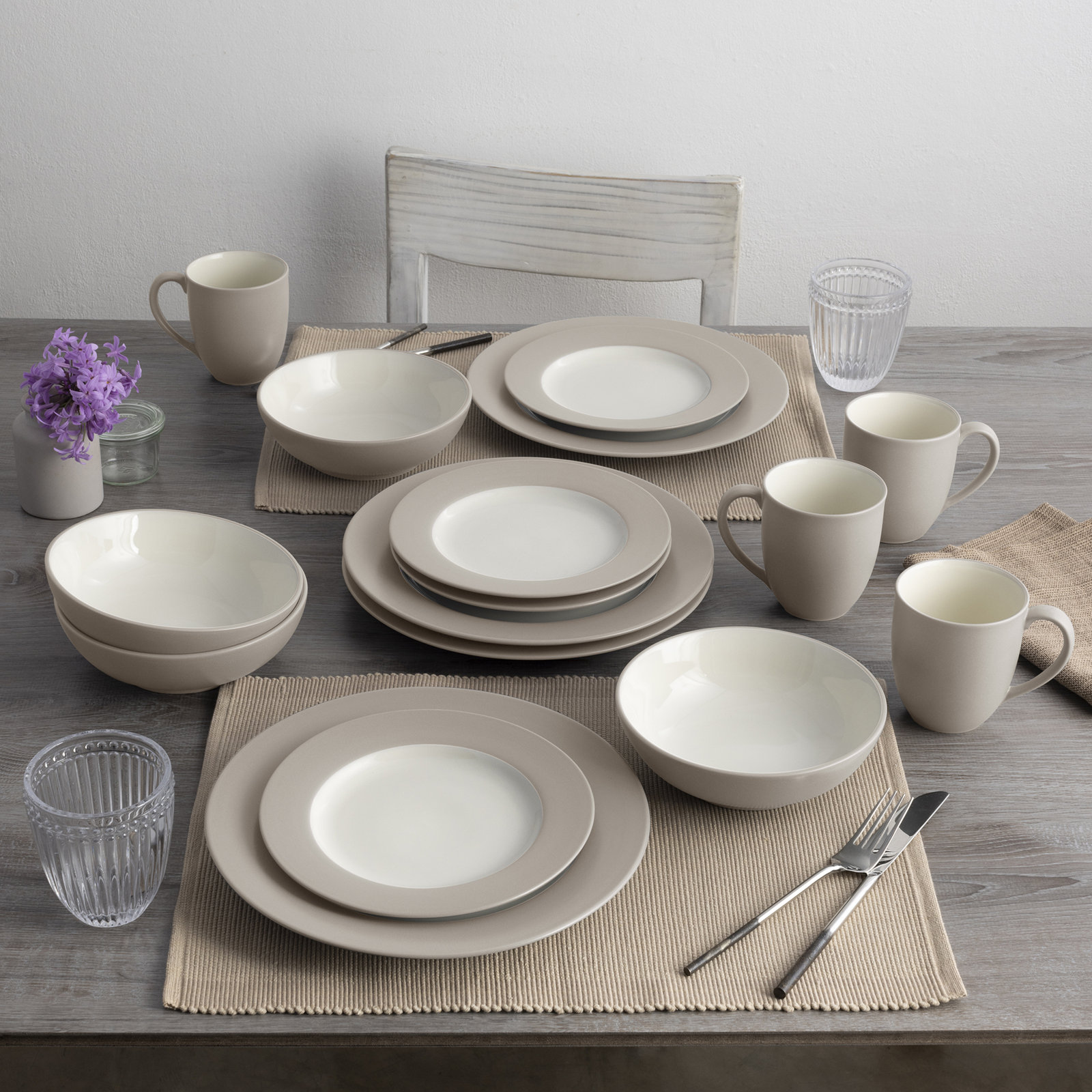 Colorwave Stoneware Dinnerware Set - Service for 4, Sand