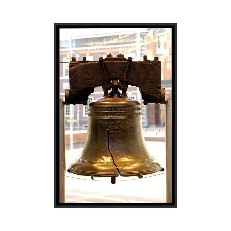 "Liberté politique", reproduction de photo sur toile, H 26 po x l 18 po x P 1,5 po, Toile encadrée noire, Pas de tapis