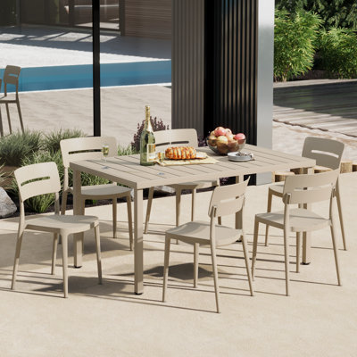 6-Person Outdoor Rectangular Dining Set