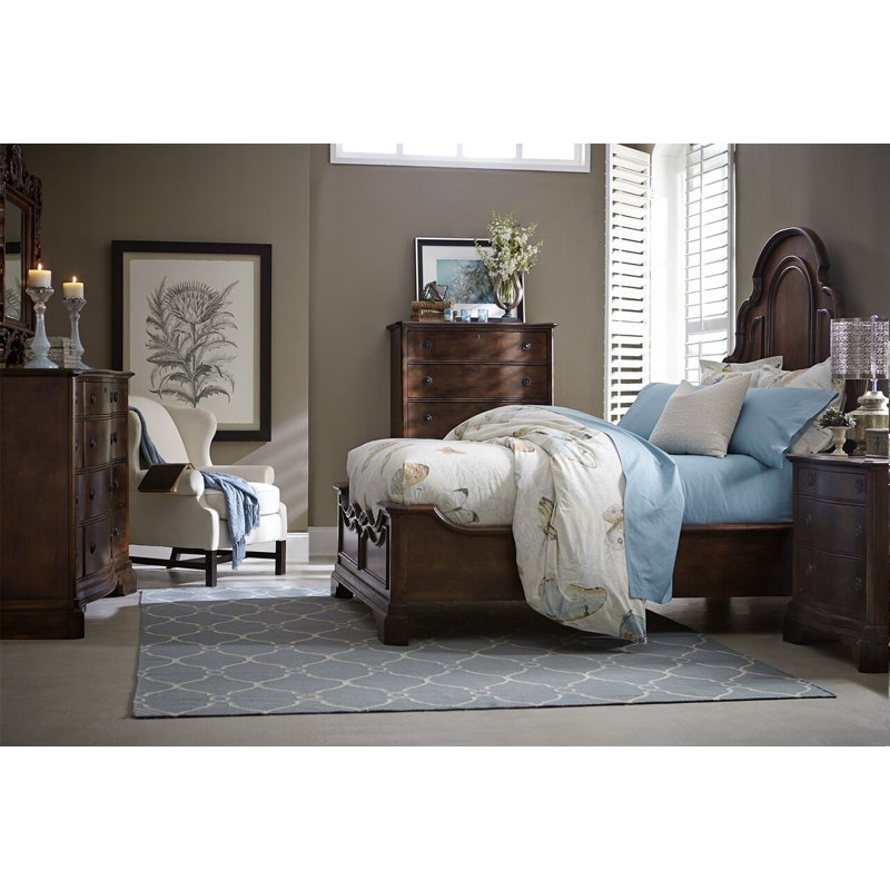 Emporium Mansion Standard Customizable Bedroom Set
