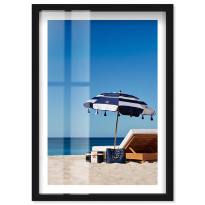 «Oceanfront Elegance Shadowbox», photographie côtière par Notoriart, cadre noir, 20 x 30