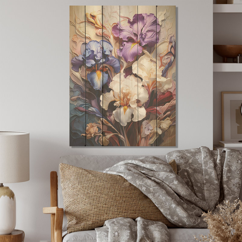 Iris dans des teintes d'améthyste poussent aux côtés de Fantastica I - Art mural en bois d'iris sur bois de pin naturel