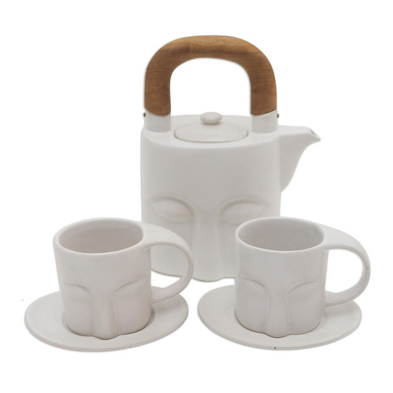 Trinx Axel 33oz. Teapot