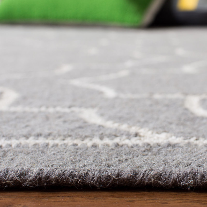 Rodgers Hand Woven Flat Weave Banana Silk/Wool/Cotton Geometric Rug in Ivory/Gray, Square 7'