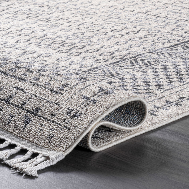 Gilleland Indoor Rug, Runner 2' 6" x 8'