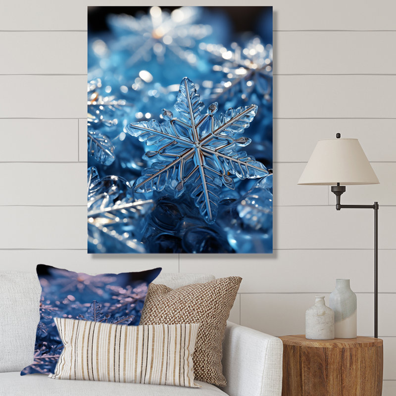 «Sunrise Snowflake Tranquility III - Winter Landscape», art mural, Encadrement doré, H 20 po x l 12 po