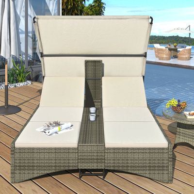 Chaise longue d'extérieur en rotin pour terrasse avec toit ajustable, dossier réglable, boîte de rangement et 2 porte-gobelets