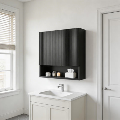 Armoire de salle de bain murale rayée 26 "avec porte, tablette et compartiment ouvert 26"