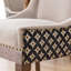 Collection de 2 chaises de salle à manger, tissu épaissi, base en bois massif, ornements en bronze, beige et agréable, 2 chaises d'appoint Sw2207bg Ultra, pieds en tissu épais, détails, motif, zone agréable,