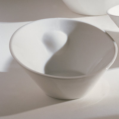 Whittier 10" Pinch Serving Bowl