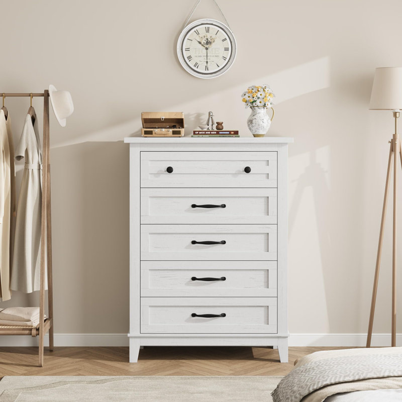 Commode de 31,5 po de largeur pour chambre à coucher, 5 tiroirs, commode en bois avec poignées en métal, commode pour garde-robe
