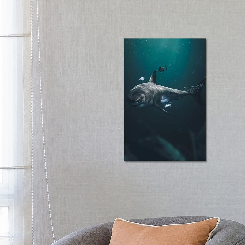 The Megalodon par Zenja Gammer - impression d'art graphique, H 26 po x l 18 po x 1,5 po, Aucun mat, Toile tendue