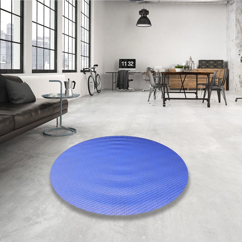 Indoor Rug, Round 3'