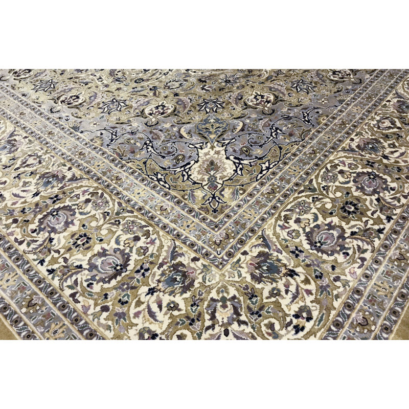 Tapis beige noué à la main de haute qualité