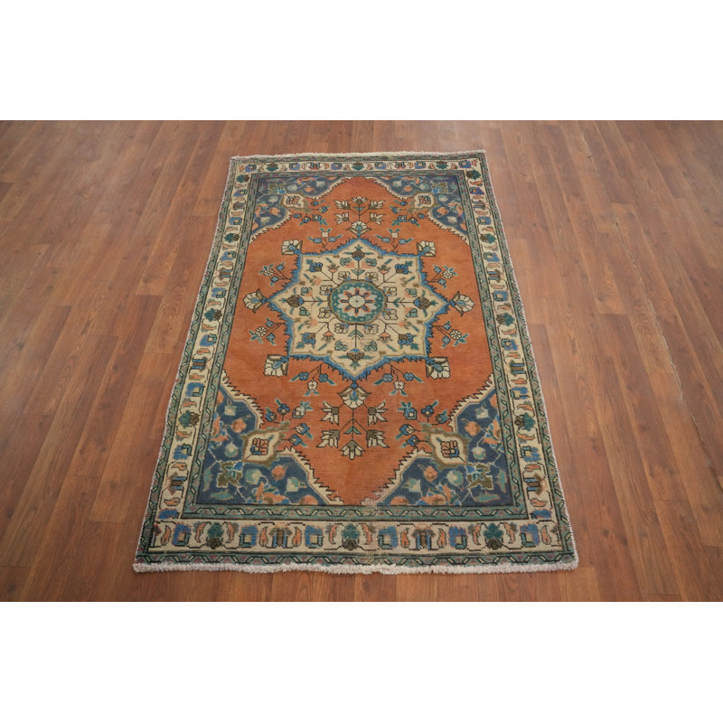 Tapis traditionnel en laine à médaillon 3 x 5