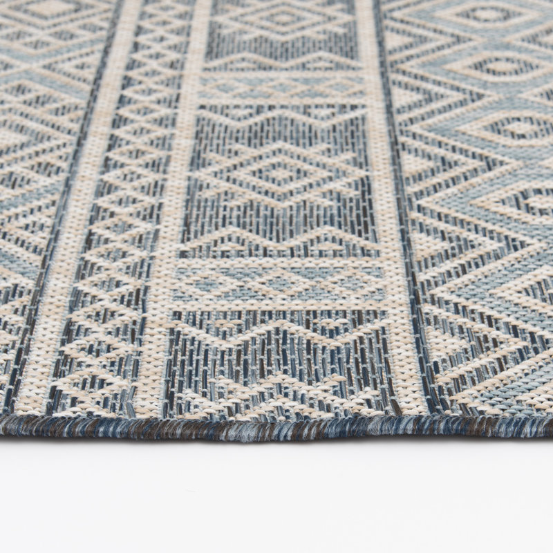 Geometric Indoor / Outdoor Rug, Rectangle 7'10" x 9'10"