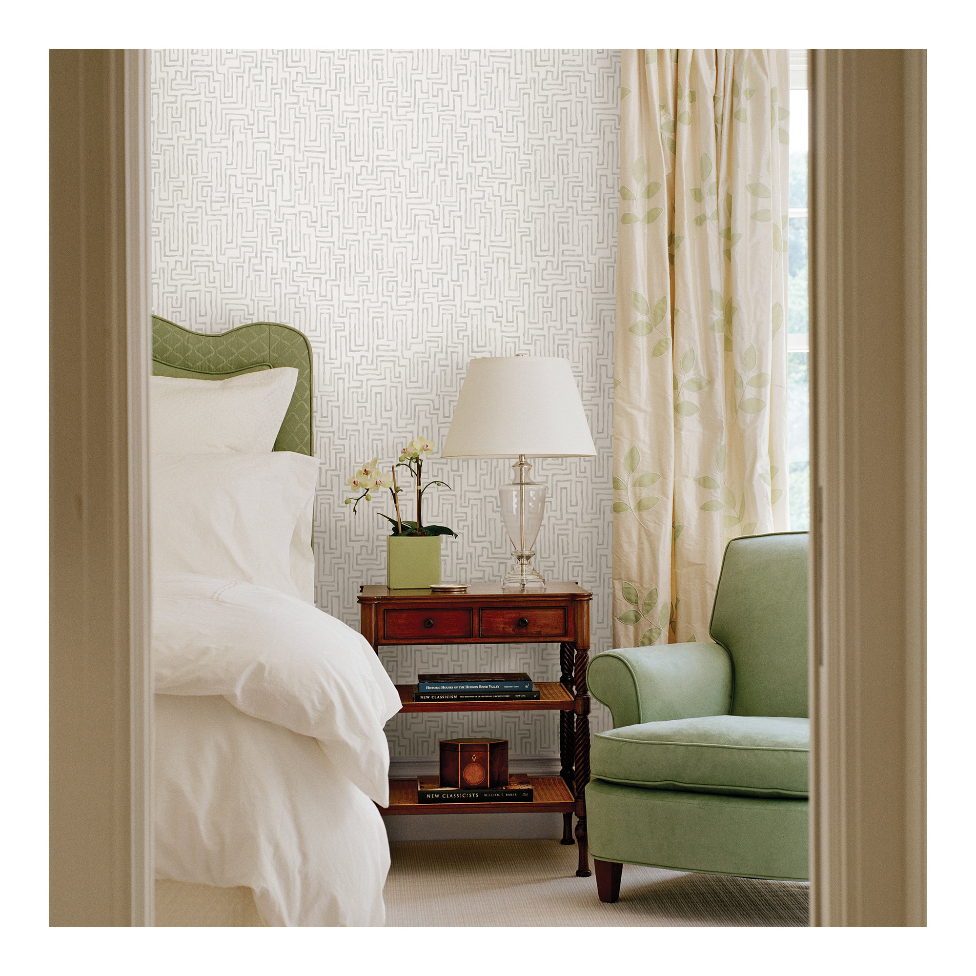 Delaney 33' L x 20.5" W Wallpaper Roll, Gray