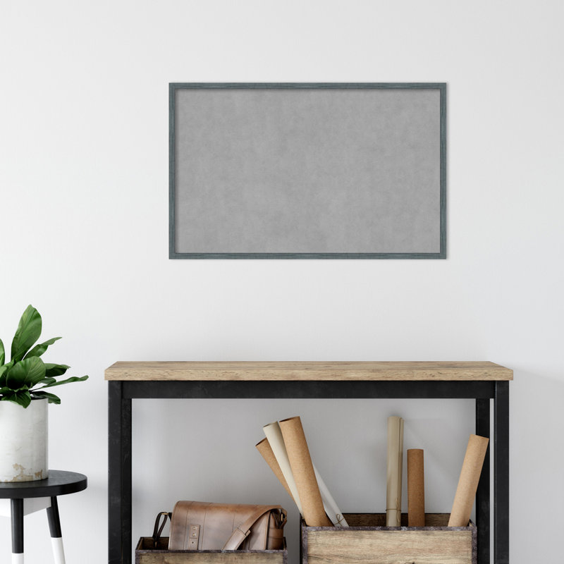 Tableau magnétique encadré étroit bleu-gris rustique, H 21 po x l 33 po