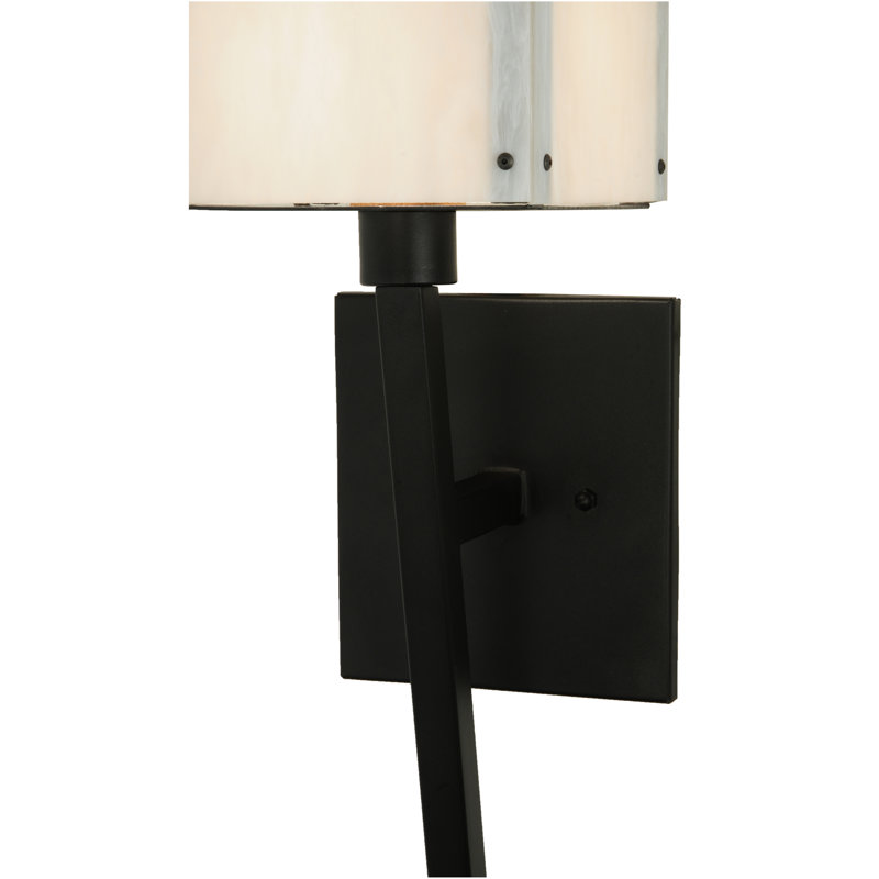 Kesara 1 - Light Wallchiere