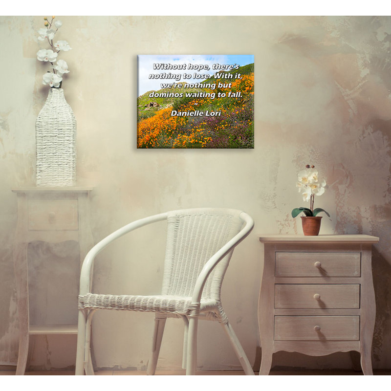 «ArtsyQuotes Gallery Wrarap Canvas» par Danielle Lori: «Sans espoir, il n'y a rien à perdre. Avec elle, nous ne sommes rien d'autre que des dominos qui attendent de tomber.»