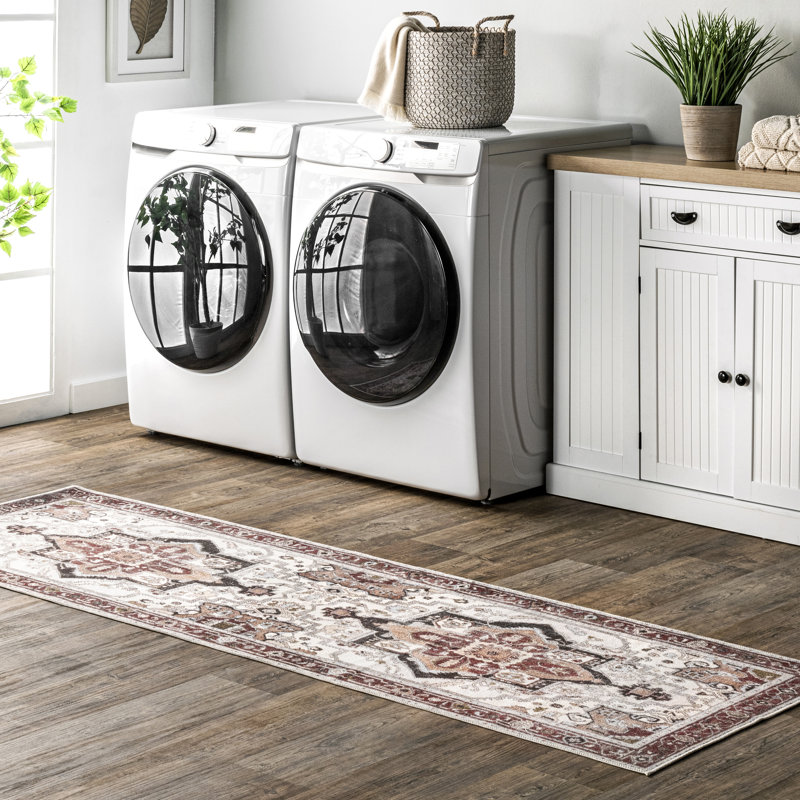 Tapis médaillon traditionnel lavable à la machine Miley SpinClean, Tapis de couloir de 2 pi 6 po x 8 pi