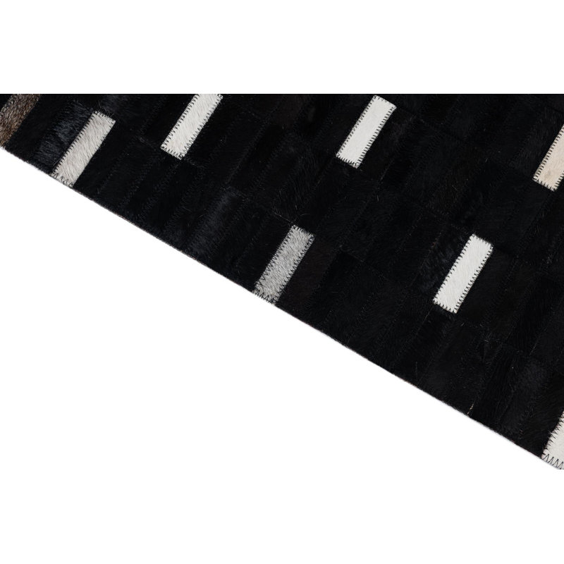 Tapis noir Juliana