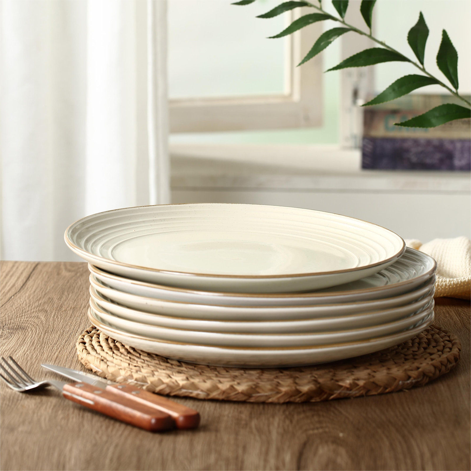 Heartwell Latitude RunStoneware Dinner Plate (Set of 6), Vanilla White